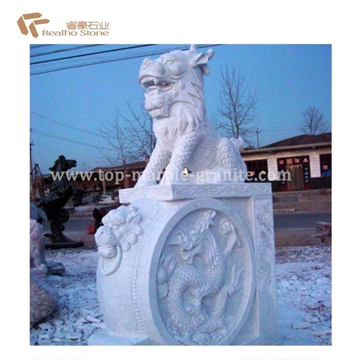 animal sculpture